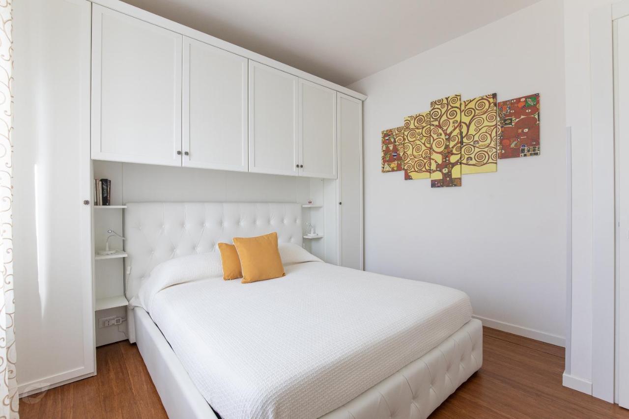 Elena House White Apartment Viareggio Exterior foto